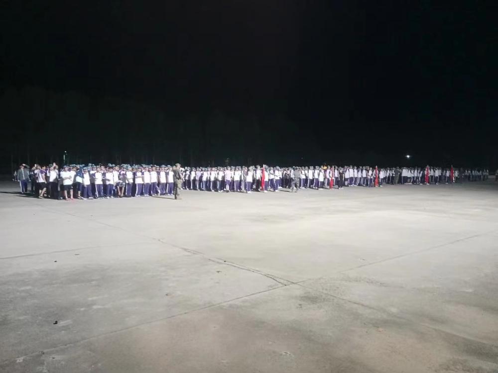 ������ѵ����